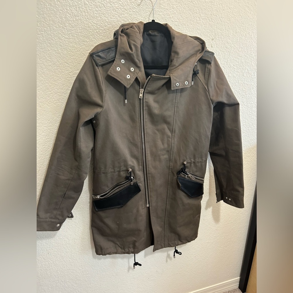 The Kooples Brown Gray Cotton Twill Leather Trim Mens Fishtail Parka Jacket